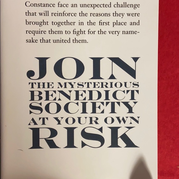 mysterious Benedict society -Book - Picture 4 of 9